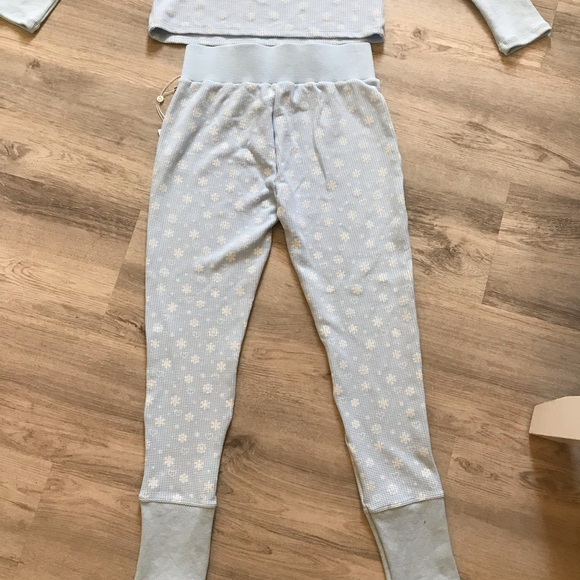 Frankie’s Bikinis Angel Waffle Long Sleeve Top and Pants Pajama Set NWT Size Lg - Picture 9 of 13
